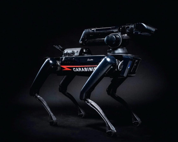 Il cane robot Saetta dellArma dei Carabinieri Il cane robot Saetta dellArma dei Carabinieri